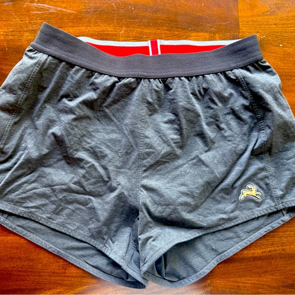 Tracksmith session speed short - Picture 1 of 4